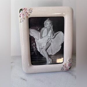 Vintage ceramic pictures frame with floral accent